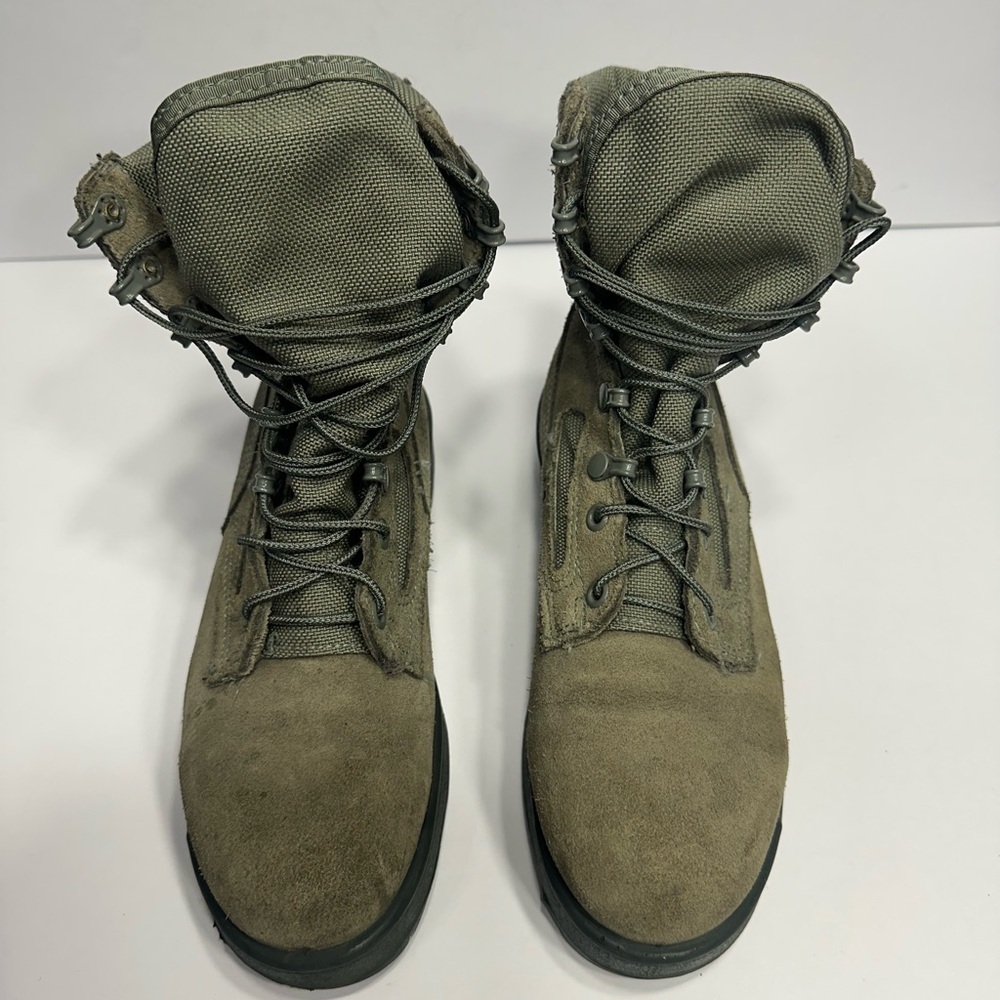 WELLCO AIR F Men’s  Tactical Boots - Gray size 6 pre owned  Exellent condition.